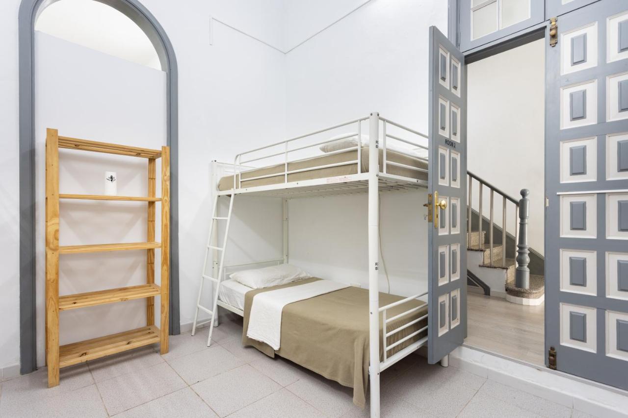 Wanderlust Hostel Santa Cruz de Tenerife Buitenkant foto